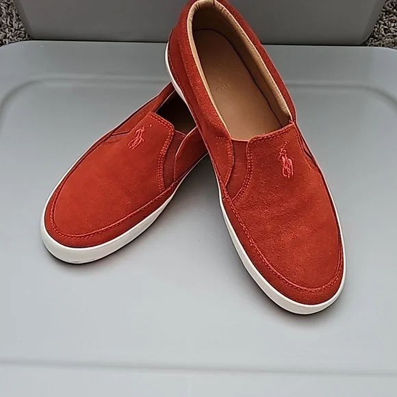 Shoe - Picture 3 of 4